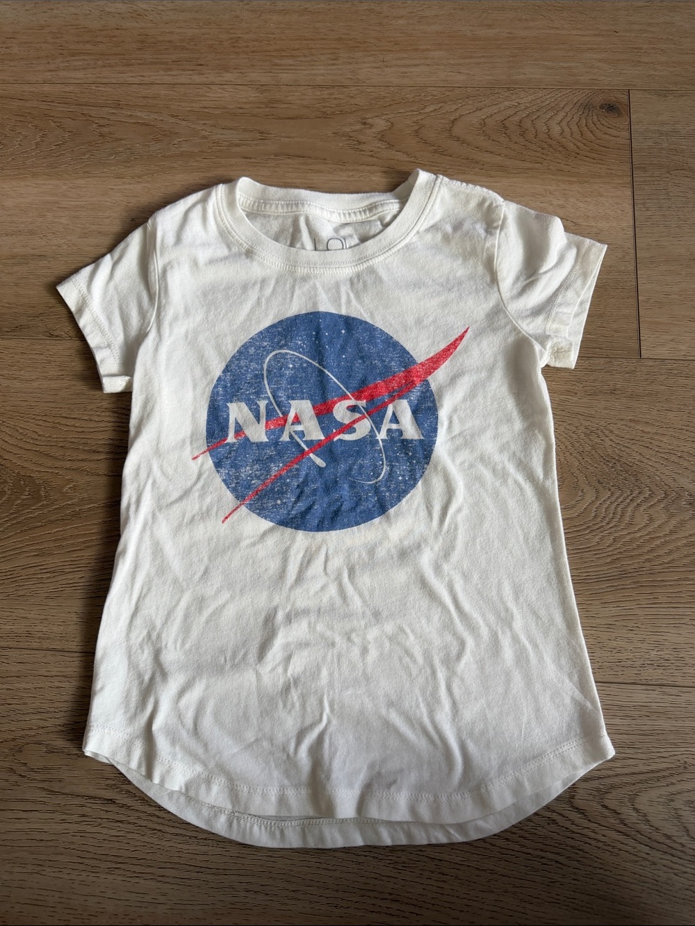 White Kids Graphic Tee size small
